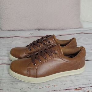 Women's Brown Faux Leather Sneakers SIZE 4